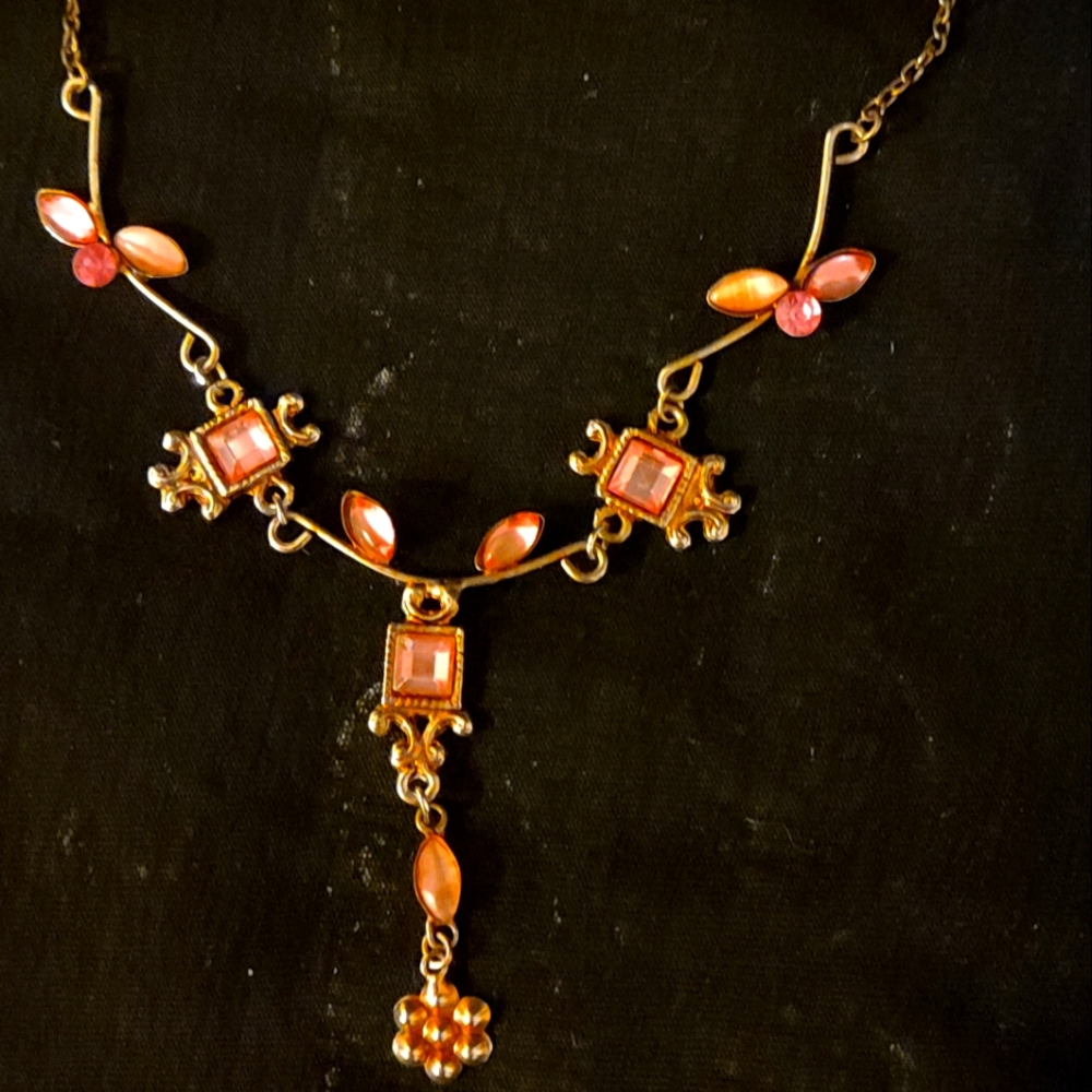 Neckless